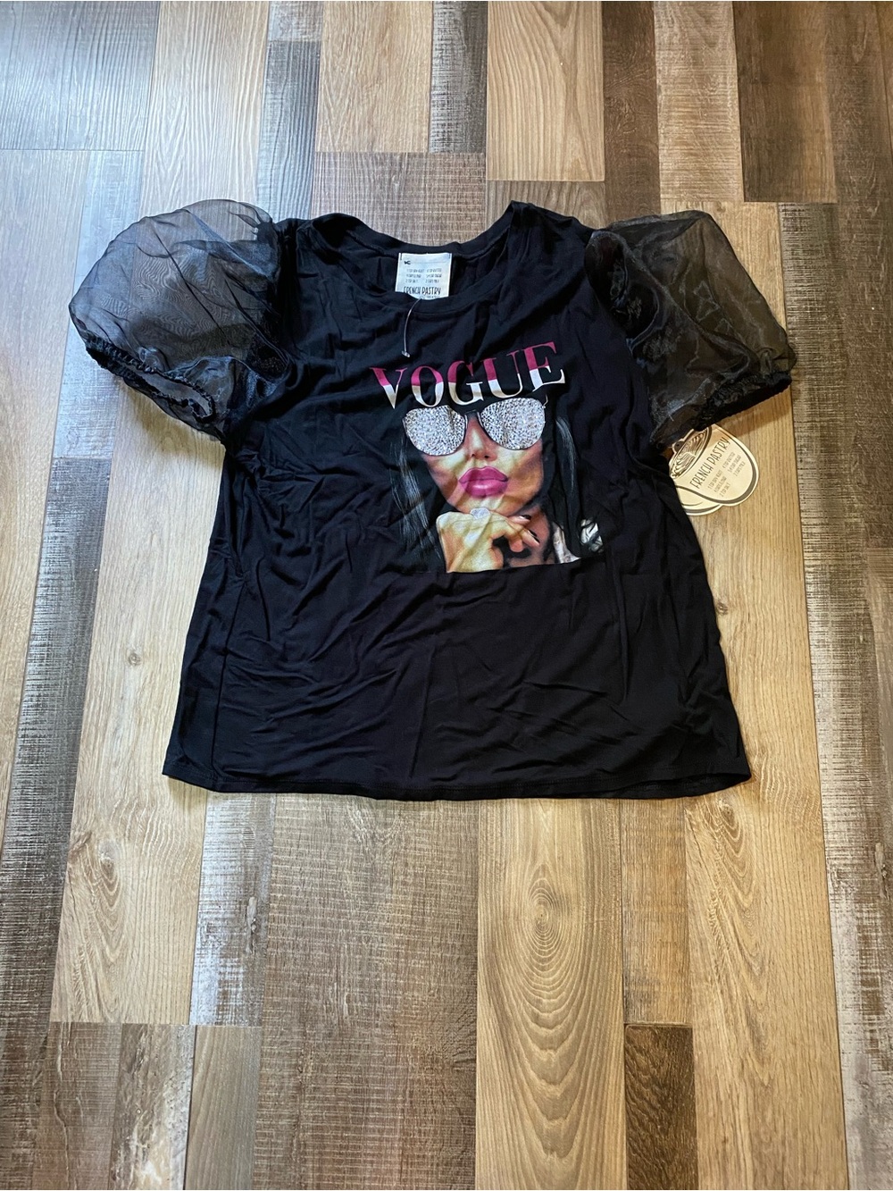 french pastry Black VOGUE Graphic Puff-Sleeve Tee